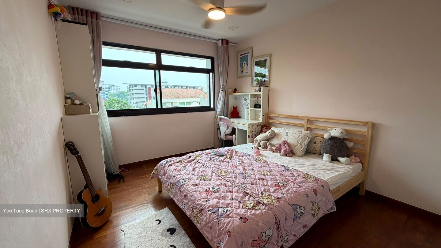 Blk 940 Hougang Street 92 (Hougang), HDB Executive #619010331